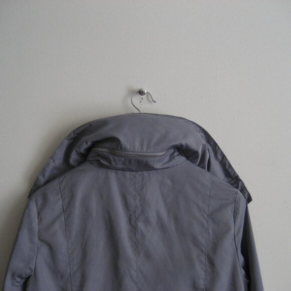 BCBGeneration Anorak Windbreaker Jacket, Silver Gray, Size Medium - Picture 8 of 10